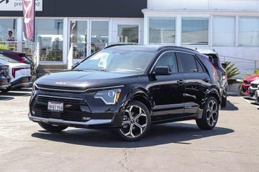 Used 2024 Kia Niro EX Touring