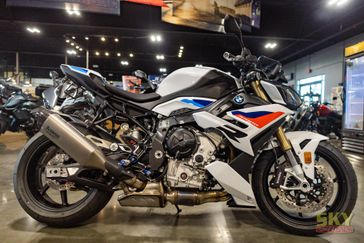 New 2026 BMW M 1000 R 