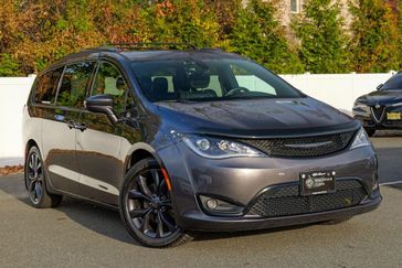 Used 2018 Chrysler Pacifica Touring L Plus