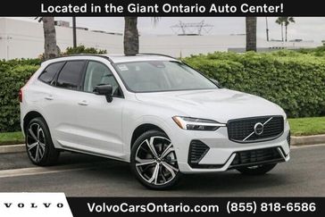 2025 Volvo XC60 Plug-In Hybrid T8 Ultra
