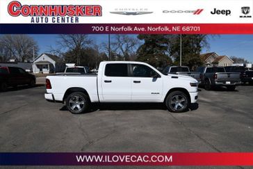 2025 RAM 1500 Tradesman Crew Cab 4x4 5'7' Box