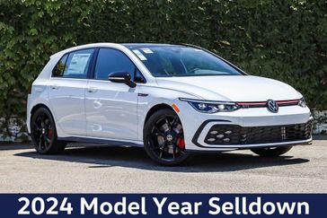 2024 Volkswagen Golf GTI SE