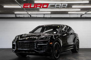 Used 2025 Porsche Cayenne Coupe GTS *SPORT SEATS * PANORAMIC SUNROOF*