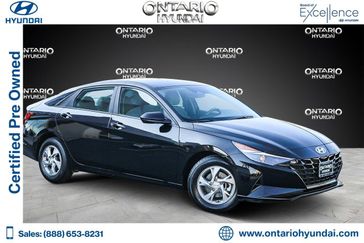 2022 Hyundai Elantra SE