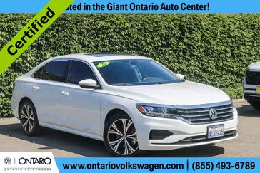 2022 Volkswagen Passat 2.0T SE