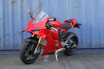 DUCATI RED