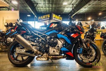 New 2025 BMW M 1000 R 