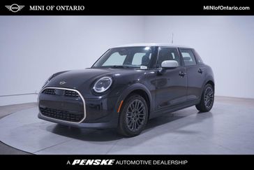 2025 MINI Hardtop 