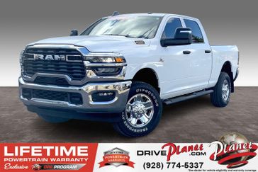 2025 RAM 2500 Tradesman Crew Cab 4x4 6'4' Box