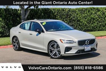 2020 Volvo S60 Hybrid T8 R-Design