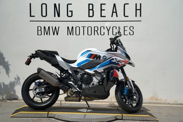 2026 BMW M 1000 XR