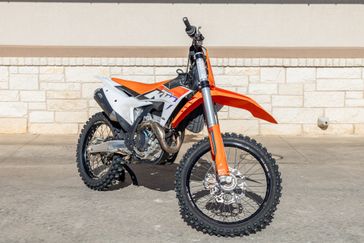 2023 KTM 350 SX-F in a ORANGE exterior color. Family PowerSports (877) 886-1997 familypowersports.com 