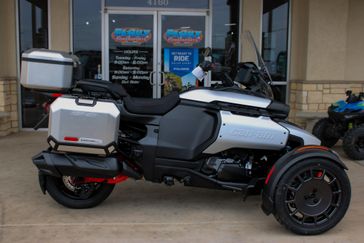 NEW 2025 CAN-AM CANYON XT 