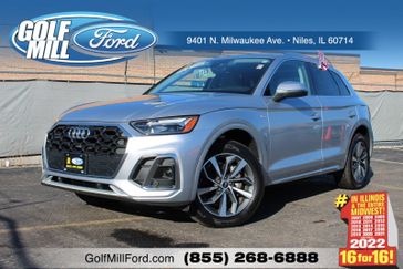 2022 Audi Q5 S line Premium in a Silver exterior color and Blackinterior. Glenview Luxury Imports 847-904-1233 glenviewluxuryimports.com 