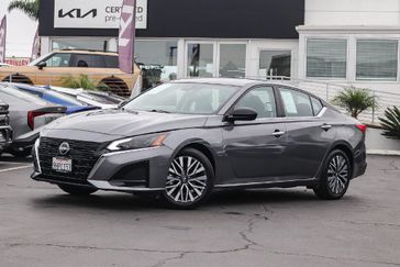 Used 2024 Nissan Altima 2.5 SV