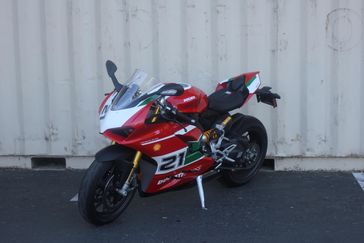 BAYLISS LIVERY