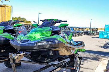 2024 Kawasaki JET SKI ULTRA 310 310LXS  BLACKGREEN 