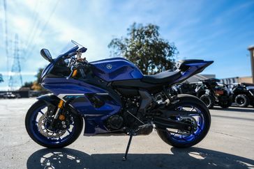 2025 YAMAHA YZFR7 TEAM BLUE