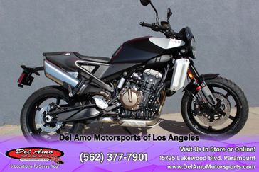 2025 Husqvarna VITPILEN 801 