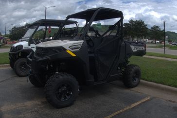 New 2025 Polaris RANGER 1000 PREMIUM 