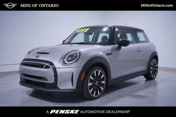 2024 MINI Cooper SE Electric Signature Plus