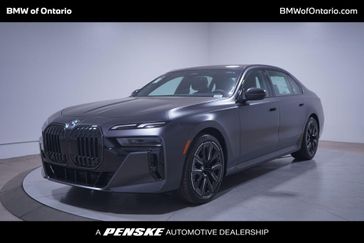 2025 BMW 7 Series 740i