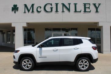 New 2025 Jeep Compass Latitude 4x4