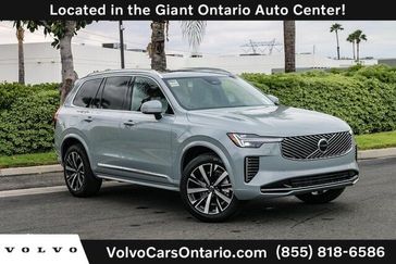 2025 Volvo XC90 B6 Core