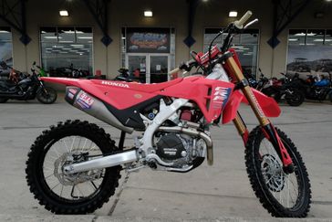 2025 Honda CRF450R WORKS EDITION RED 