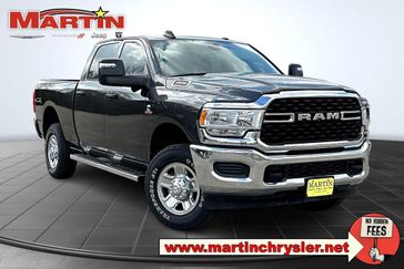 2024 RAM 2500 Tradesman Crew Cab 4x4 6'4' Box