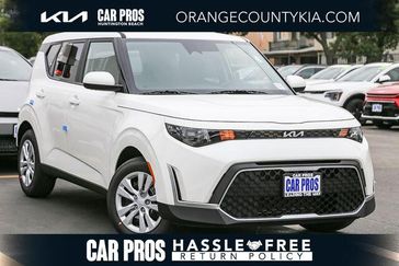 New 2025 Kia Soul LX