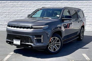 2026 Jeep Grand Wagoneer L 4x4