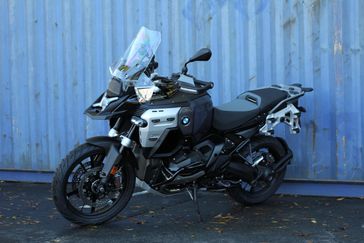 BLACK STORM METALLIC