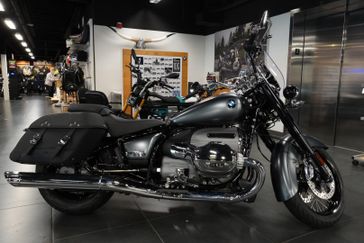 2025 BMW R 18 CLASSIC