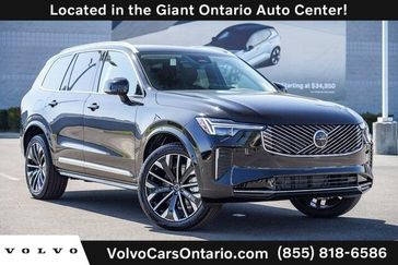 2025 Volvo XC90 B5 Plus