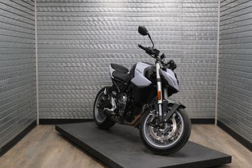 USED 2024 SUZUKI GSX-8S 