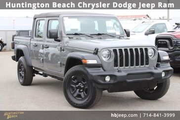 2021 Jeep Gladiator Sport