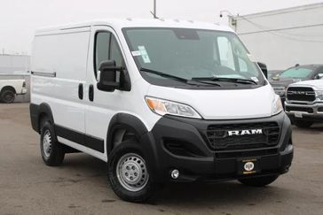 2025 RAM ProMaster 1500 Low Roof 118 WB