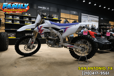 2024 YAMAHA YZ450F 50TH ANNIVERSARY EDITION ANNIVERSARY WHITE