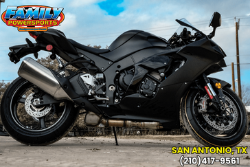 2025 KAWASAKI NINJA ZX10R METAL FLAT SPARK BLACK AND EBONY