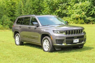 New 2025 Jeep Grand Cherokee L Laredo X 4x4