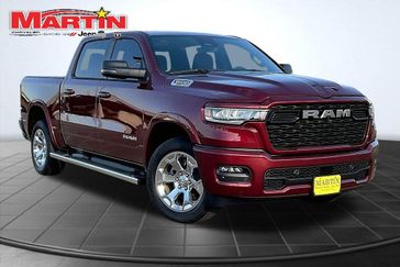 2025 RAM 1500 Lone Star Crew Cab 4x2 5'7' Box