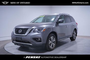 2017 Nissan Pathfinder SV