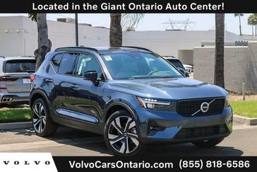 New 2026 Volvo XC40 