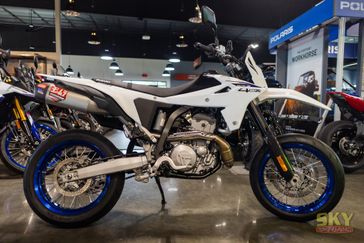New 2025 Suzuki DRZ 4SM 