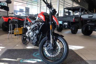 2025 CFMOTO 300NK 