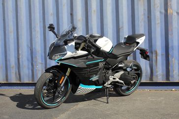 2023 CFMOTO 450ss 