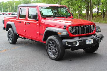 New 2025 Jeep Gladiator Sport S 4x4