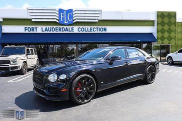 Used 2022 Bentley Flying Spur Mulliner V8 Sedan