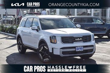 New 2025 Kia Telluride S